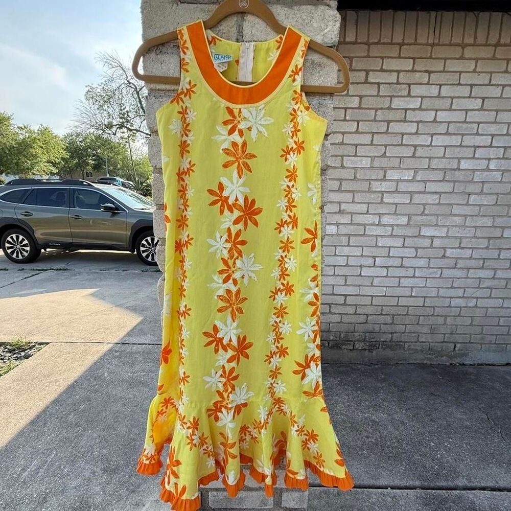 Made in Hawaii Ruffle Midi Vintage Dress Size 12